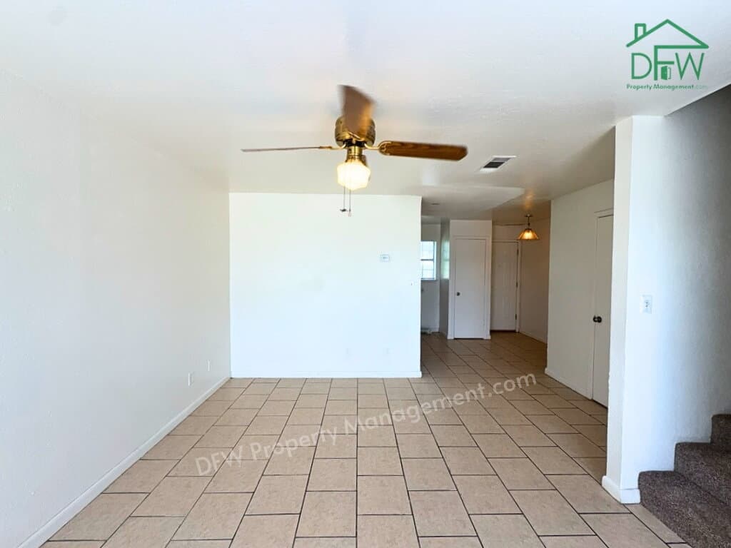807, 809 & 811 W Walnut St, Celina