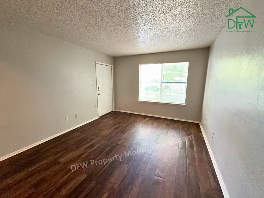 219 Fry St, Denton