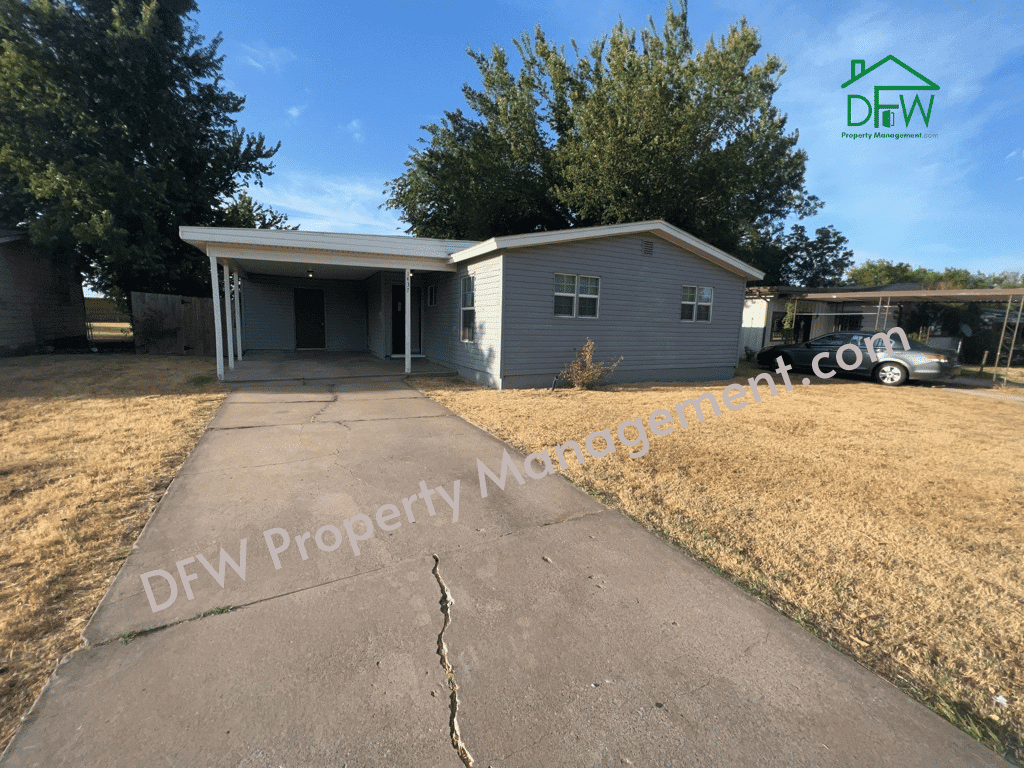 Completely renovated and upgraded 3 bedroom home for lease in Lawton