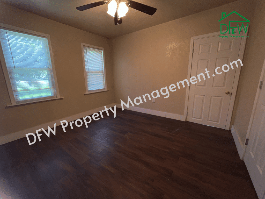 Totally renovated 3 bedroom 1 bathroom home for lease in Lawton DFW