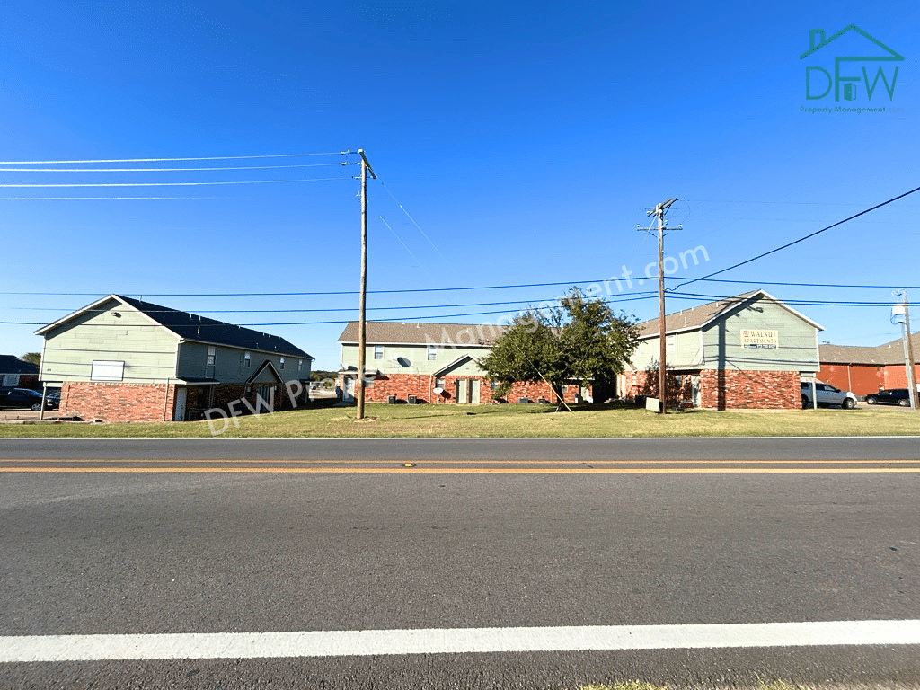 Modern Townhome for Lease in the Heart of Celina | 807 W Walnut St, Apt C2