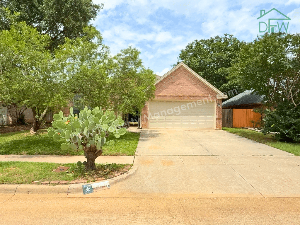 Charming 4-Bedroom Home for Lease in DeSoto | 1541 Mountain Laurel Ln
